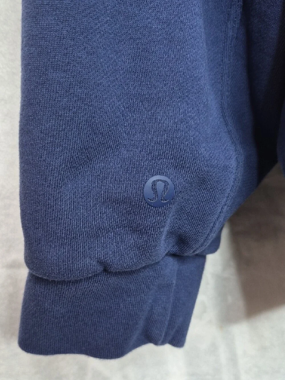 Lululemon Mens Half Zip Pullover Sweatshirt Blue Back Zip Pocket XXL